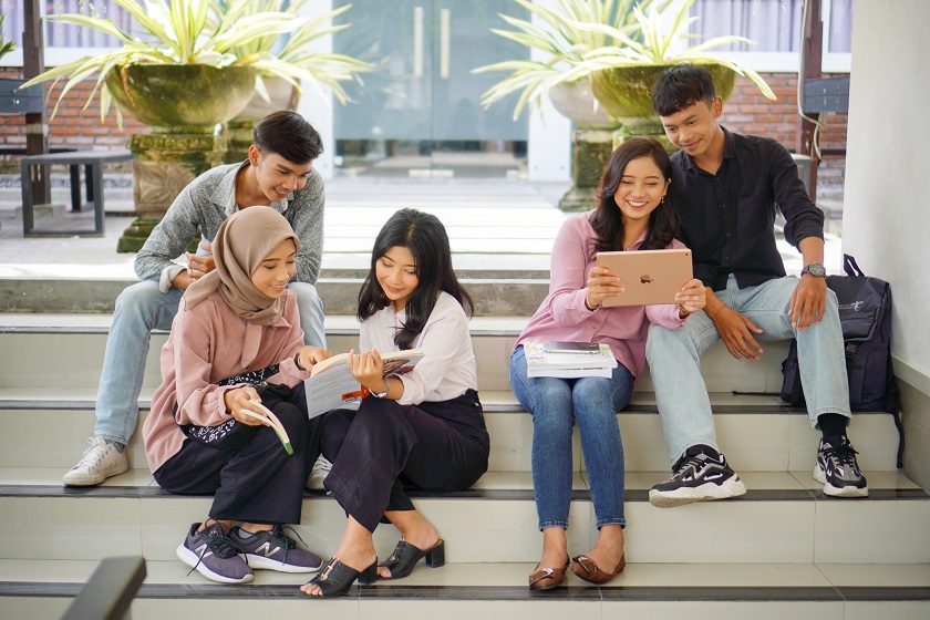 kuliah bisnis digital